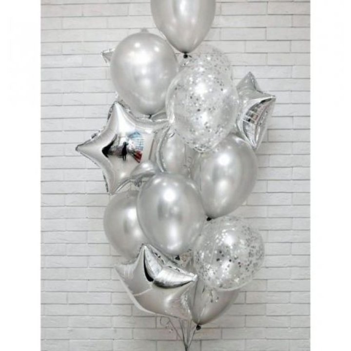 Фонтан шаров "Сильвер мун" в Барнауле