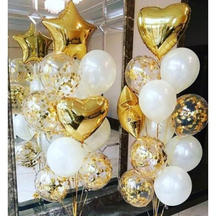 Фонтан шаров "Привет, это я" в Барнауле