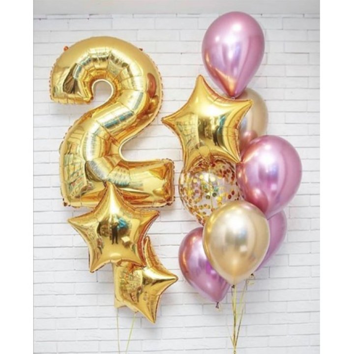 Цифра с фонтанами шаров  в Барнауле