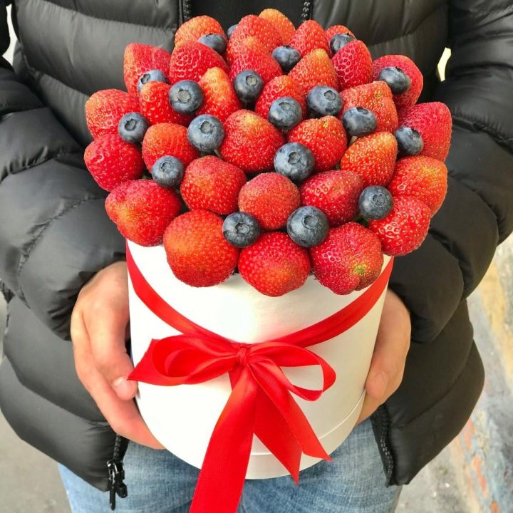 Клубничный бокс №3 в Барнауле