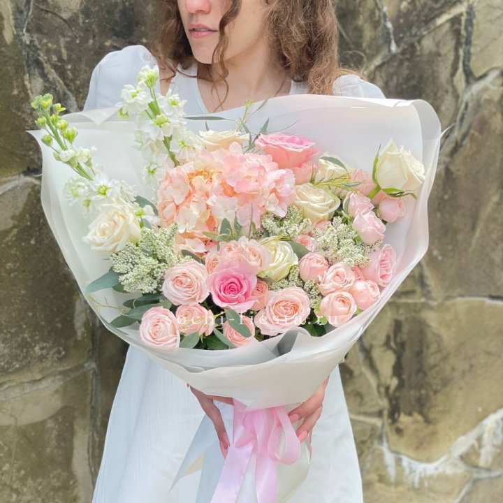 Дизайнерский букет №26 в Барнауле