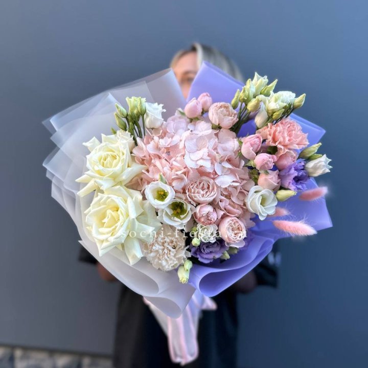 Букет "Виолет дрим" в Барнауле