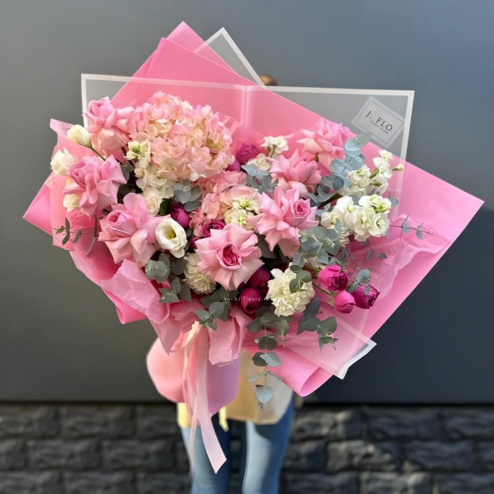 Дизайнерский букет №25 в Барнауле