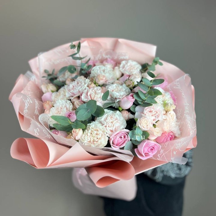  Букет  "Любовь в её глазах" в Барнауле