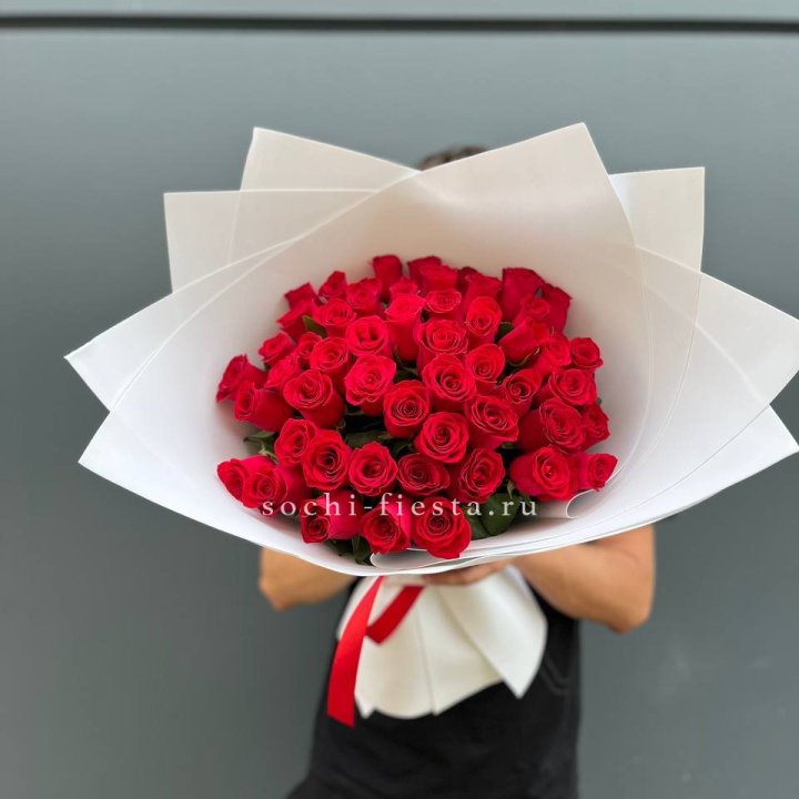 51  красная роза в Барнауле
