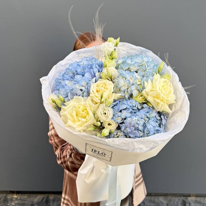 Букет "Глубина глаз" в Барнауле