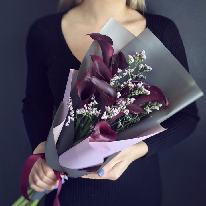 Букет фиолетовых калл в Барнауле