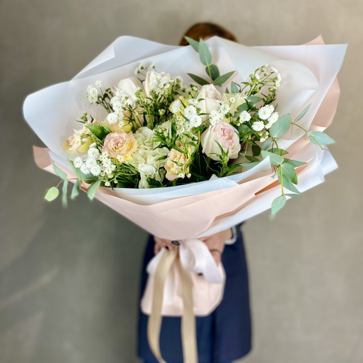 Дизайнерский букет "Элли" в Барнауле