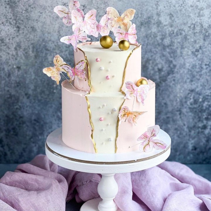 Торт "Бабочки в животе" в Барнауле