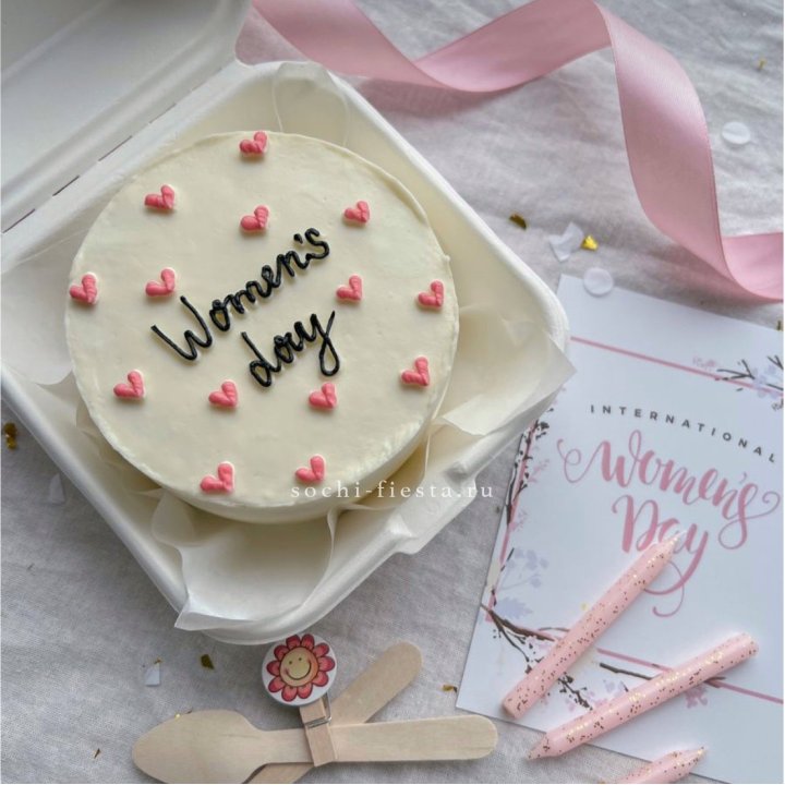 Бенто-торт "Дорогим женщинам"  в Барнауле