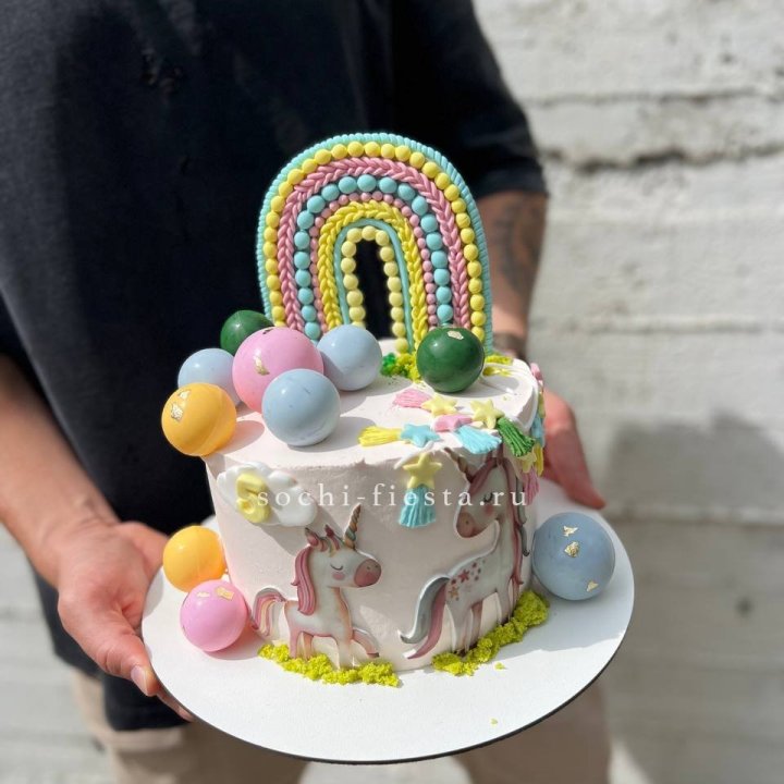 Торт "Радуга с единорогом" в Барнауле