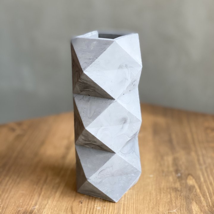 Дизайнерская ваза №1 в Барнауле