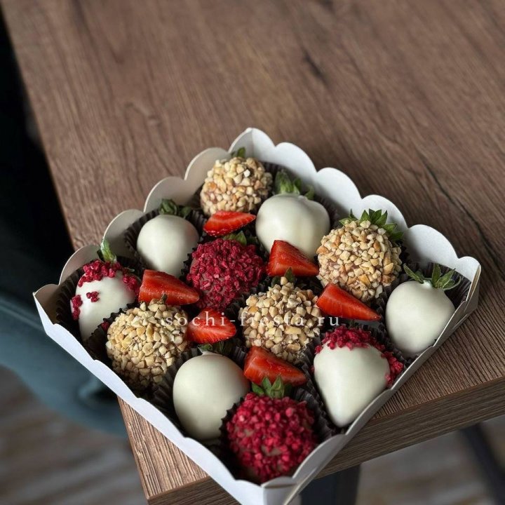 Клубника в шоколаде 12 ягод №2 в Барнауле