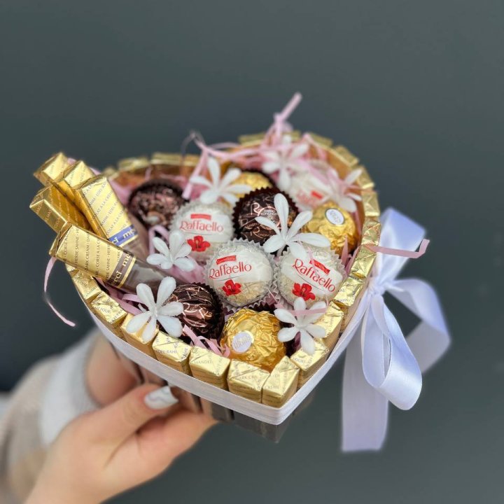 Подарочный набор шоколада в Барнауле