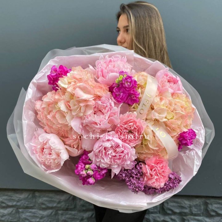  Букет "Фловер пионс" в Барнауле