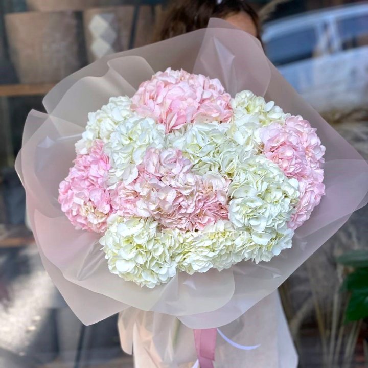 Букет гортензий № 3 в Барнауле