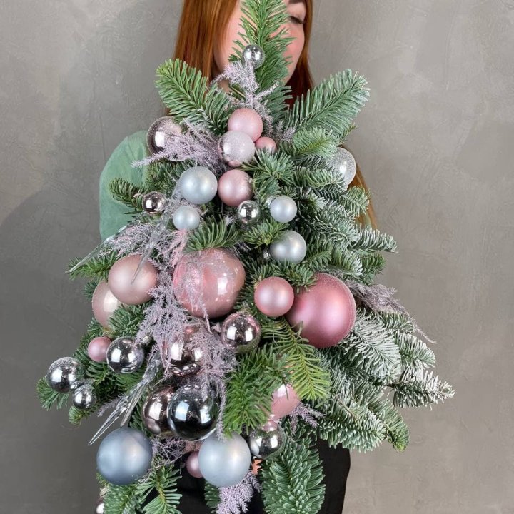 Новогодняя елочка "Розе голд" в Барнауле