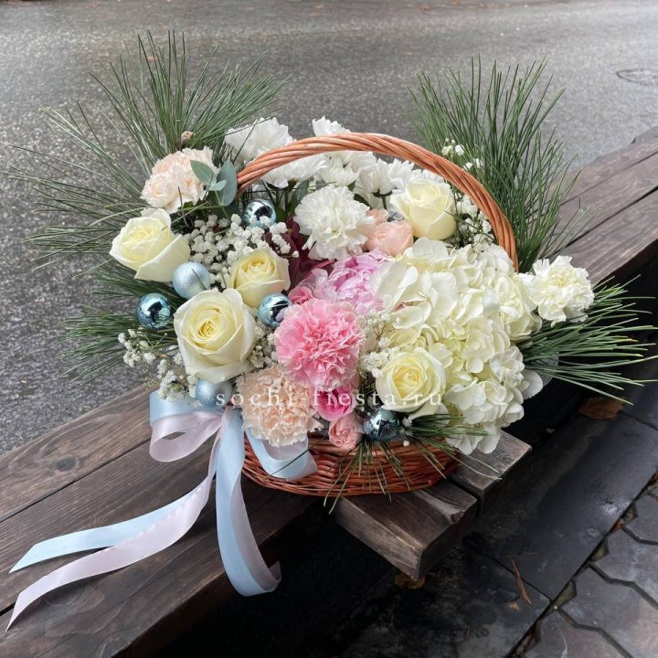 Новогодняя корзина  в Барнауле