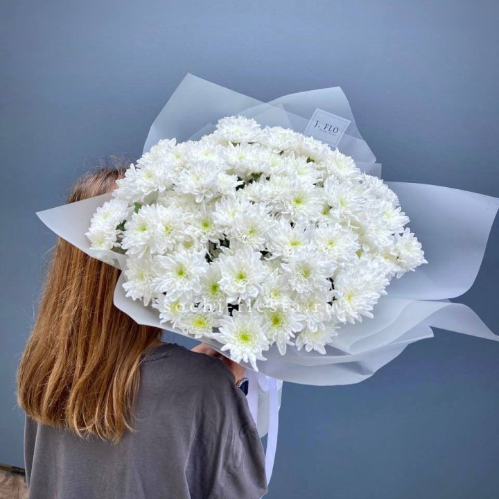 Букет хризантем "Белая снежинка" в Барнауле