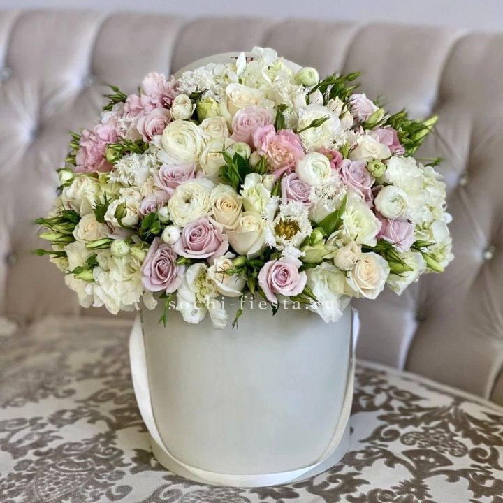 Цветочный бокс "Ловинг" в Барнауле