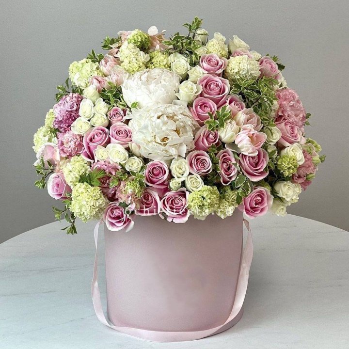 Цветочный бокс "Фантастик" в Барнауле