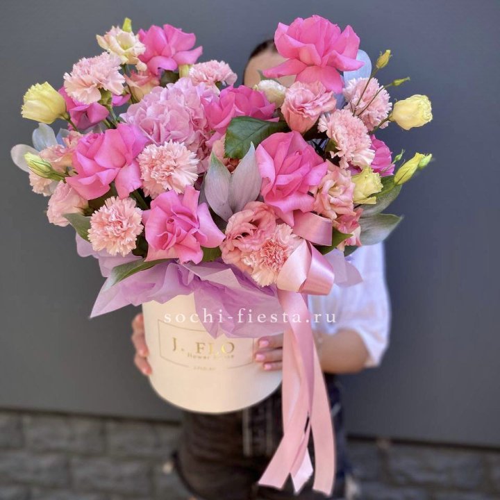 Цветочный бокс "Сальма" в Барнауле