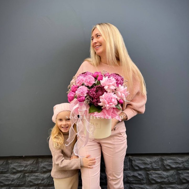 Цветочный бокс "Альба" в Барнауле