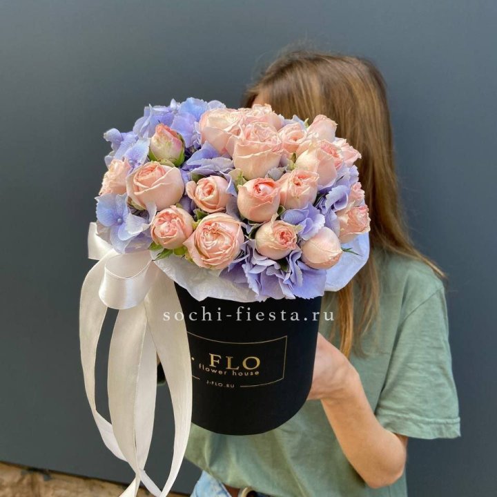 Бокс бомбастик и гортензия в Барнауле