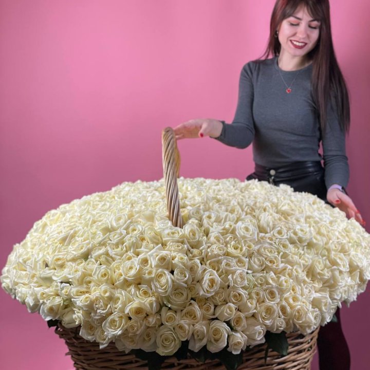 1001 белая роза в Барнауле