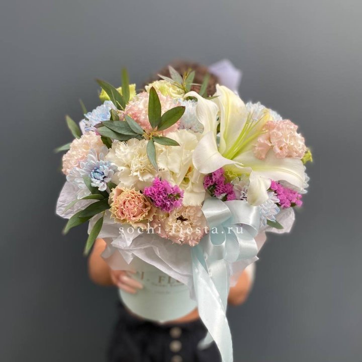 Дизайнерский цилиндр "Лилия" в Барнауле