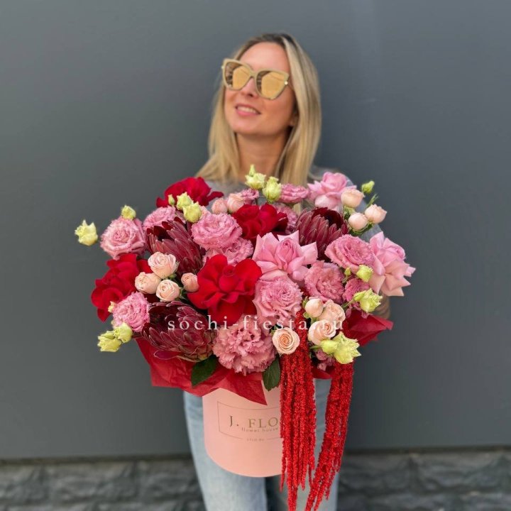 Дизайнерский цилиндр "Криотель" в Барнауле