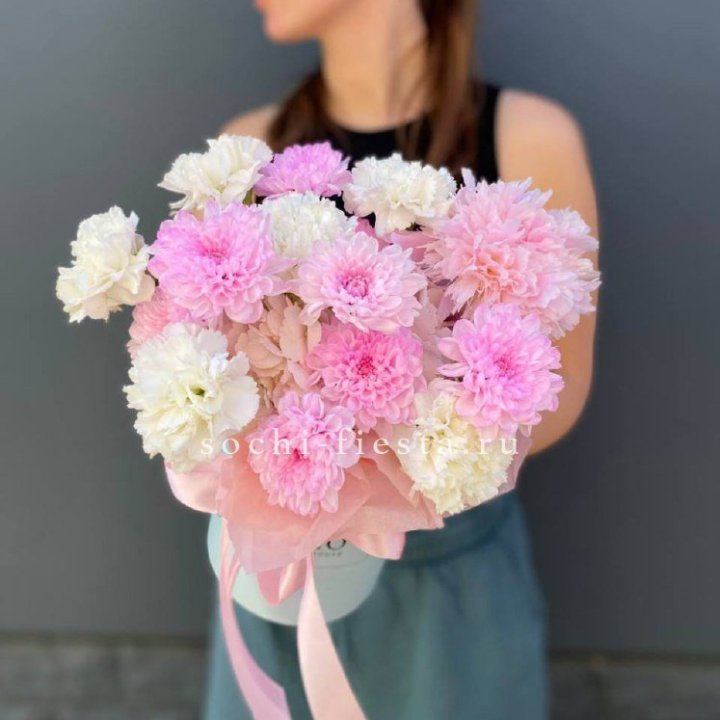 Коробка с цветами "Фиона" в Барнауле