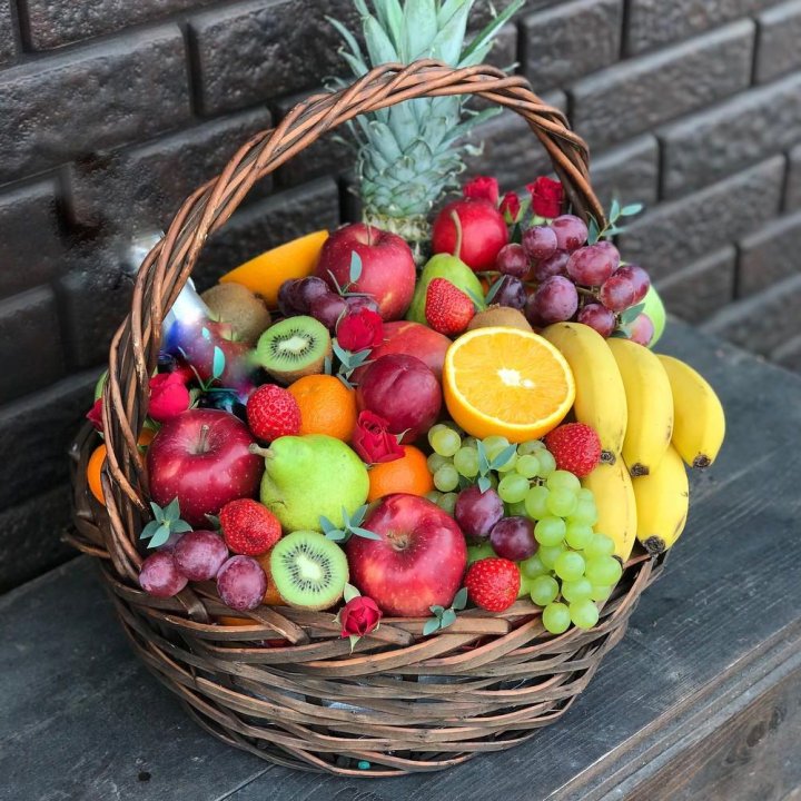 Фруктовая корзина №2 в Барнауле