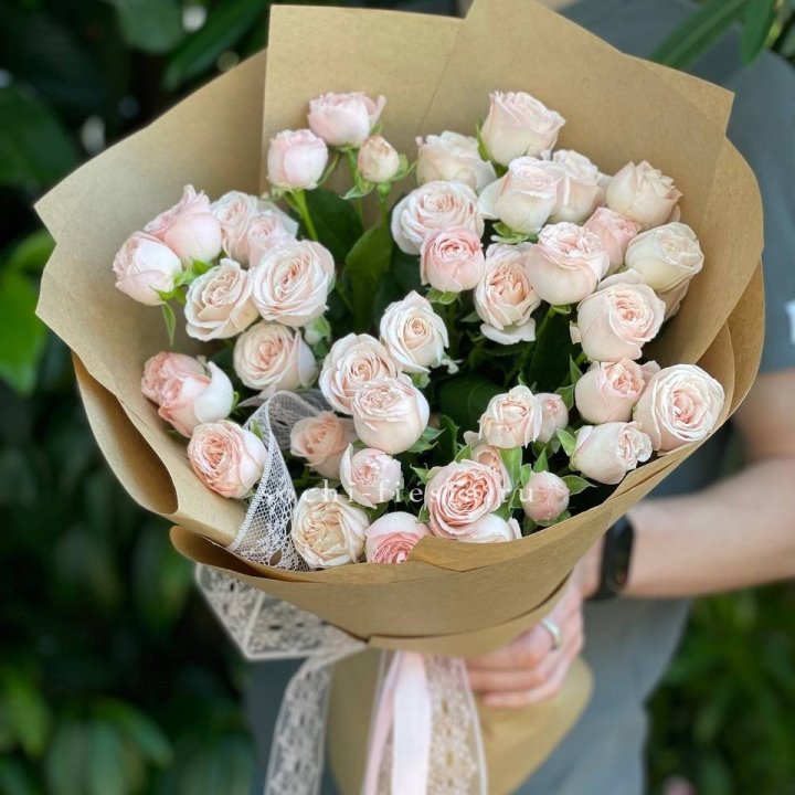 Кустовые розы букет №1 в Барнауле