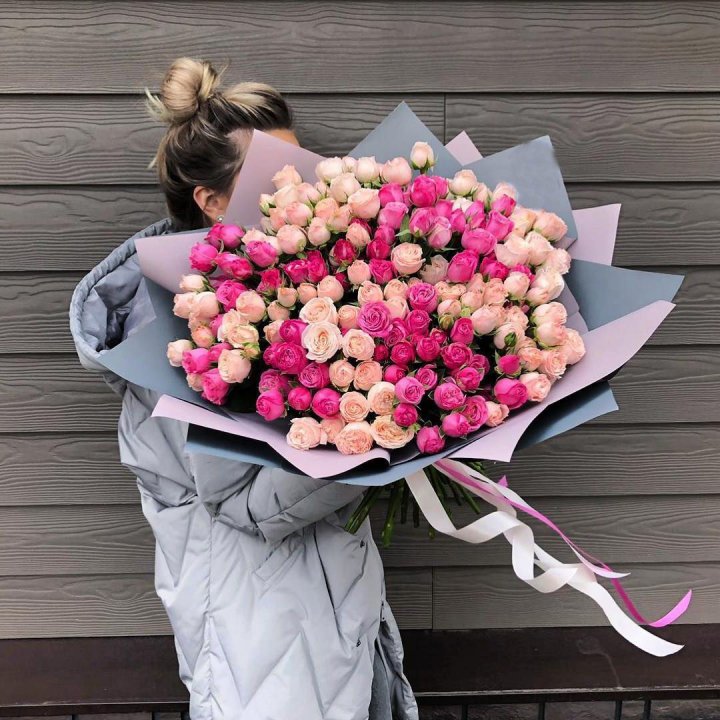55 роз микс кустовых в Барнауле