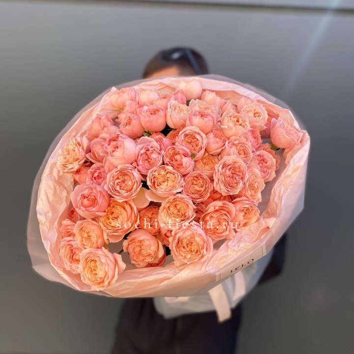 Букет из 21 пионовидной розы Джульетта в Барнауле