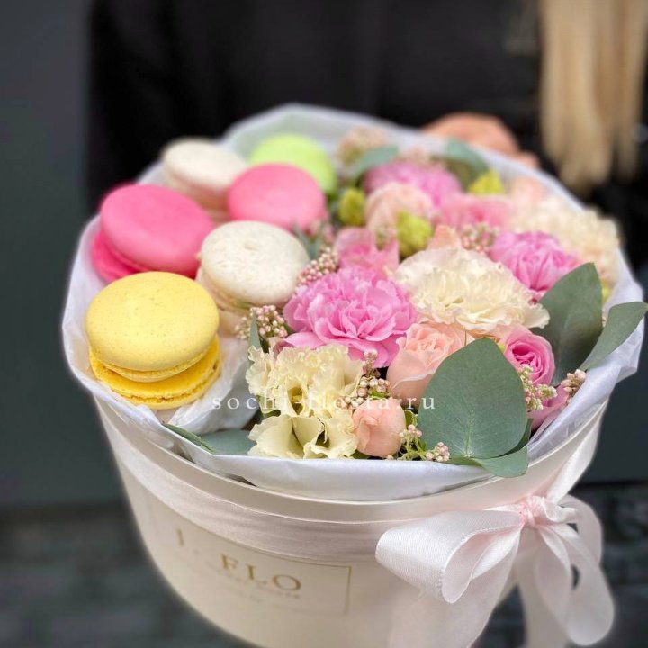 Бокс с макаронс Нежный в Барнауле