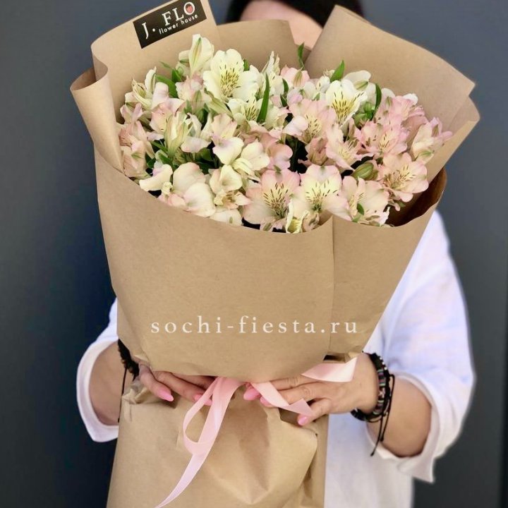 17  альстромерий в крафте в Барнауле