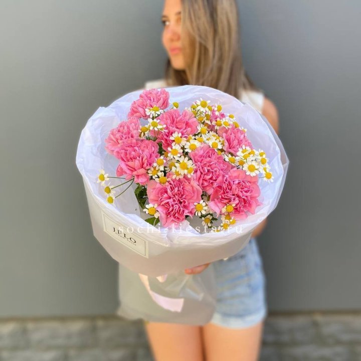 Дуобукет диантусов и ромашек в Барнауле