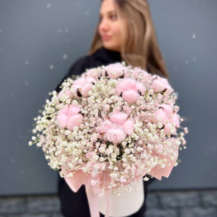 Гипсофилы с хлопком в шляпной коробке в Барнауле