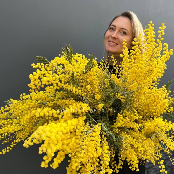 Охапка мимозы №2 в Барнауле