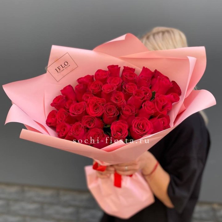 35 красных роз в Барнауле