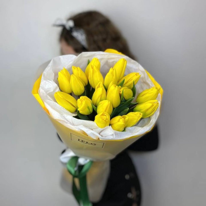  19 жёлтых тюльпанов в Барнауле
