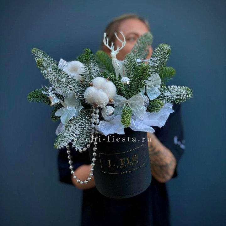 Композиция "Мери крисмас" в Барнауле