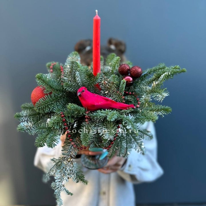 Новогодняя композиция в бокале в Барнауле