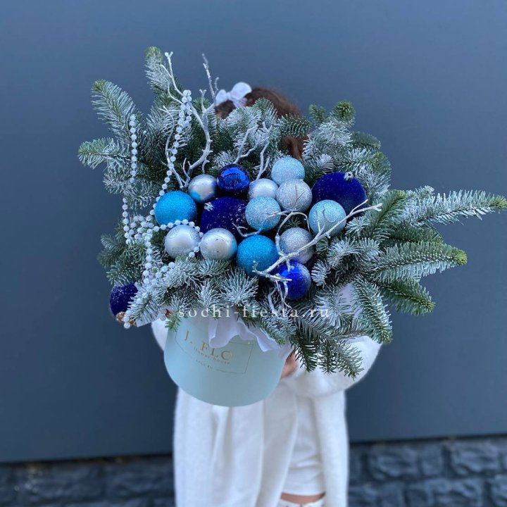 Композиция "Голубая бездна" в Барнауле