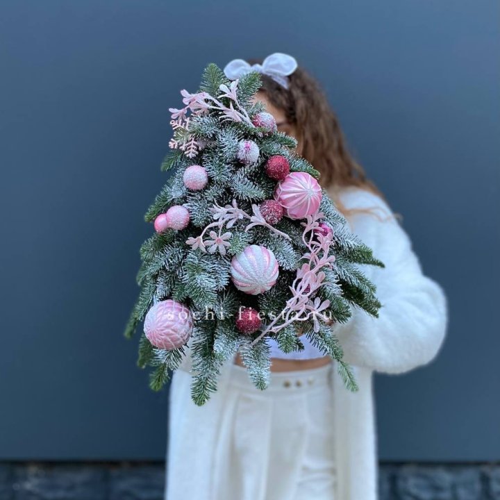 Новогодняя елочка "Розе" в Барнауле