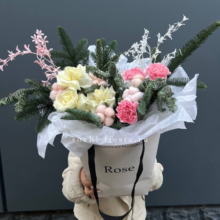 Цветочная сумка с нобилисом в Барнауле