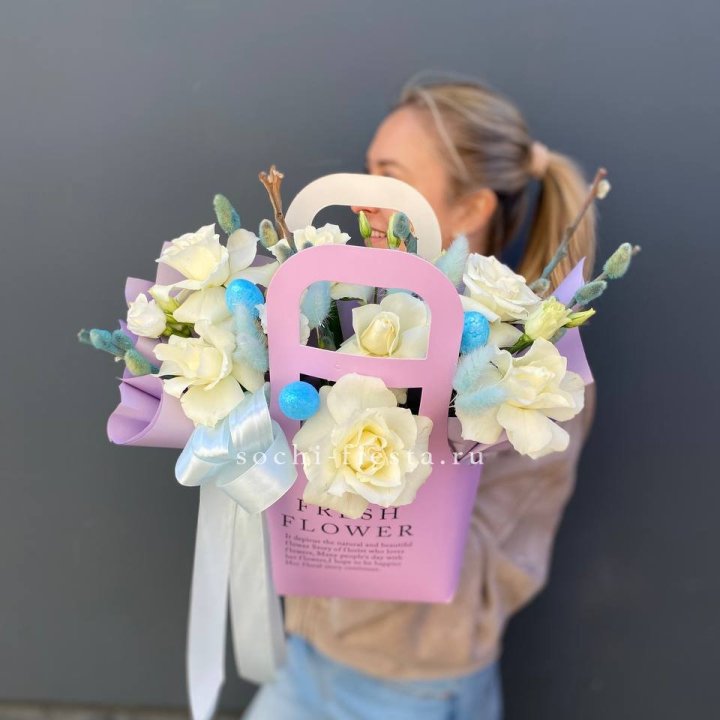 Цветочная сумочка "Пасхальная композиция" в Барнауле