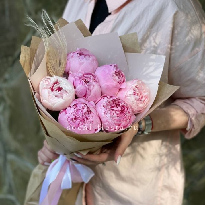 Букет пионов "Венди" в Барнауле